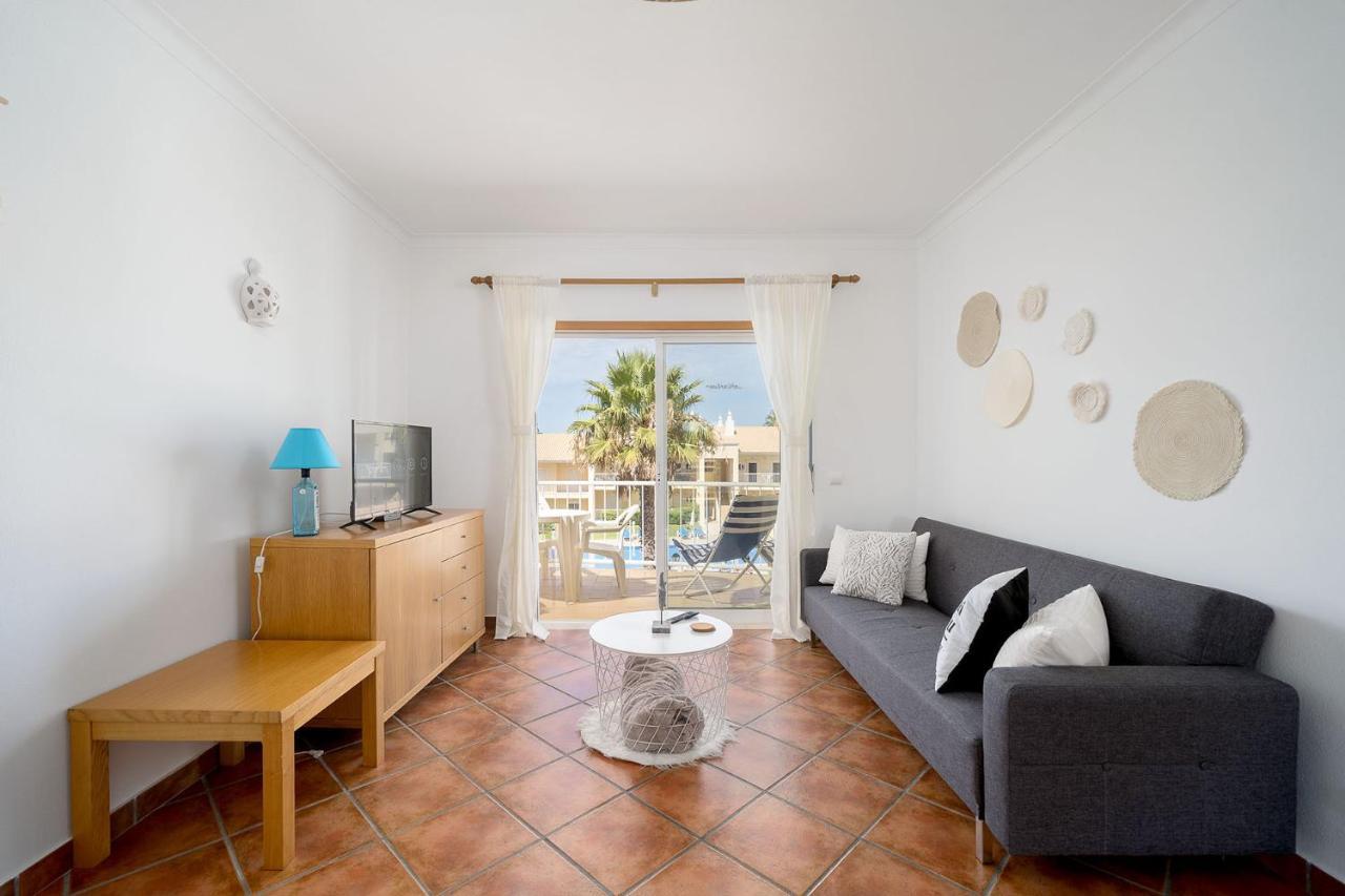 Apartment Family Holiday - Centrally Located - Vale De Parra *